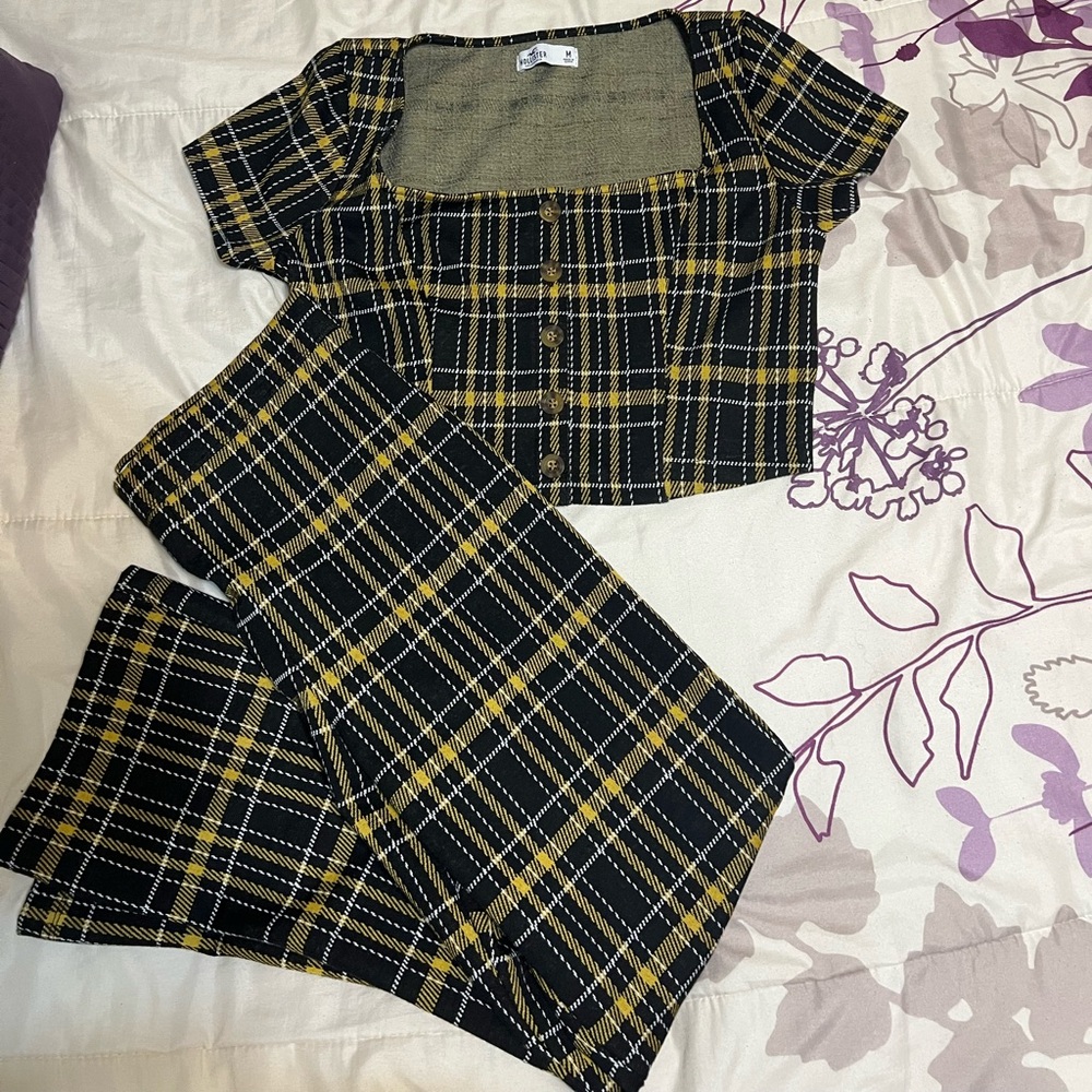 ❌SOLD❌2-piece Hollister set 🔥
